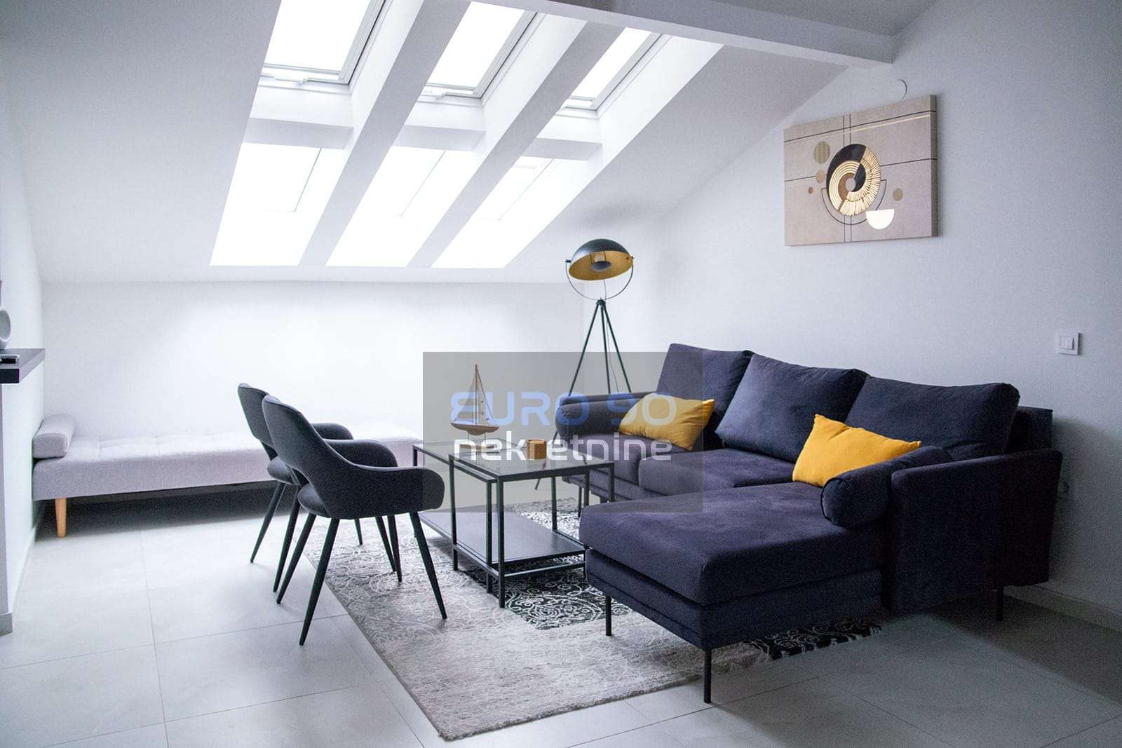 listing-small