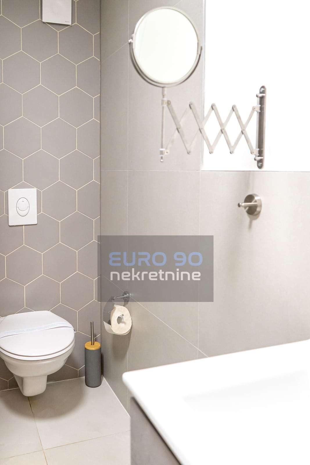 listing-small