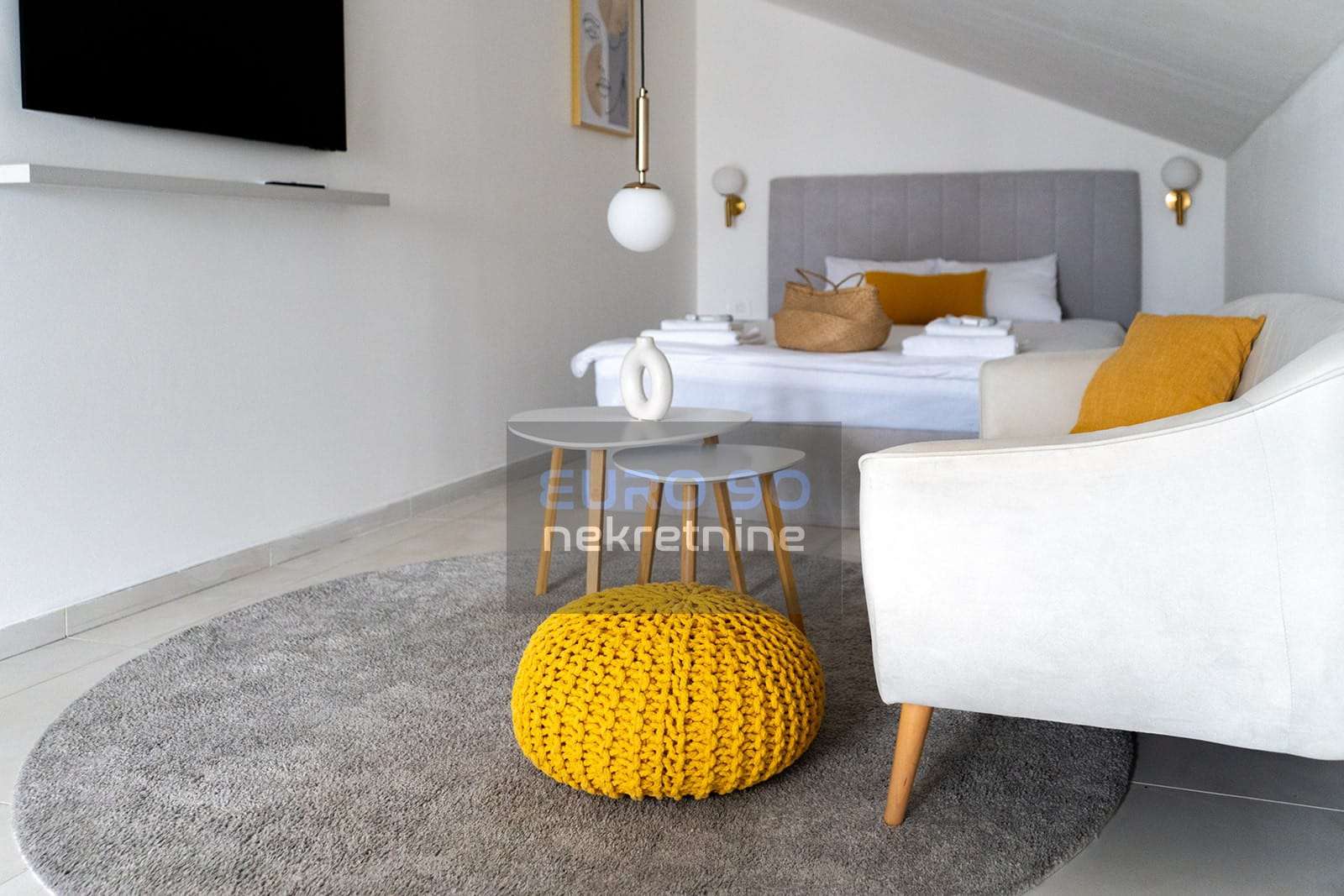 listing-small