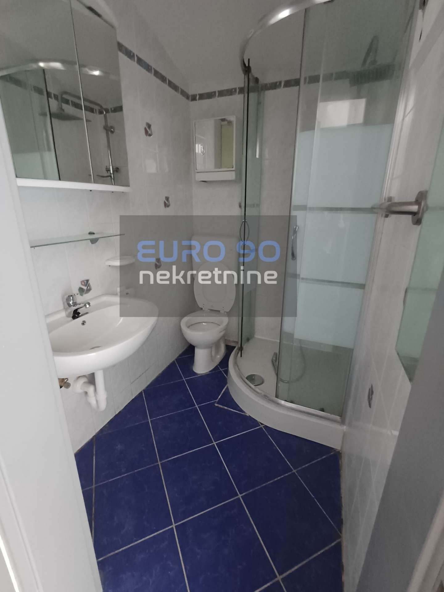 listing-small