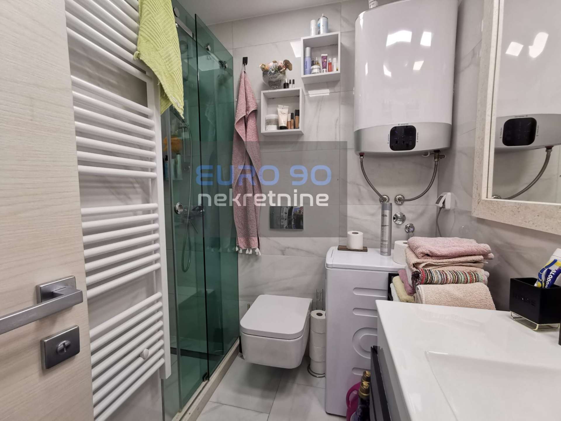 listing-small