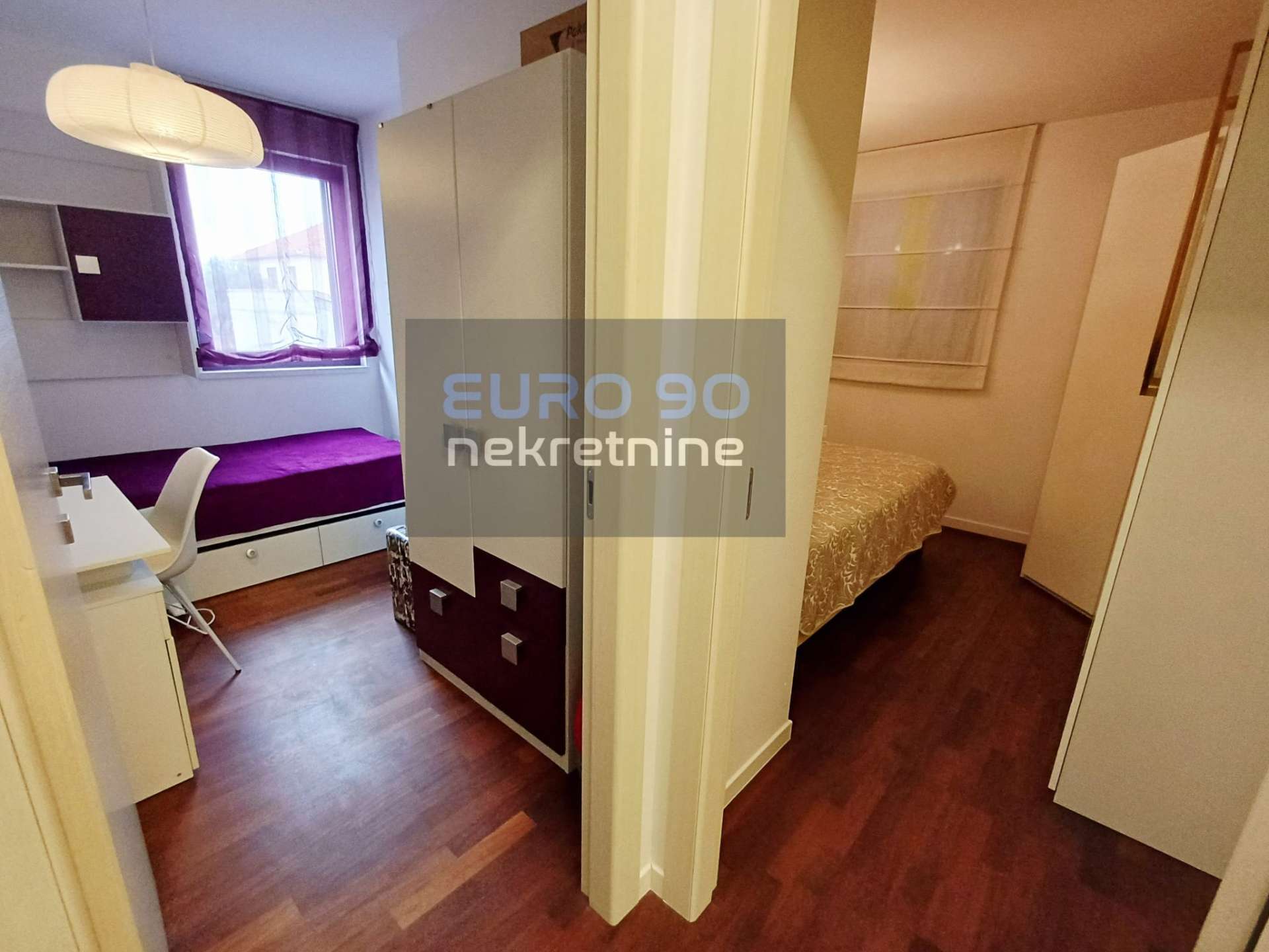 listing-small