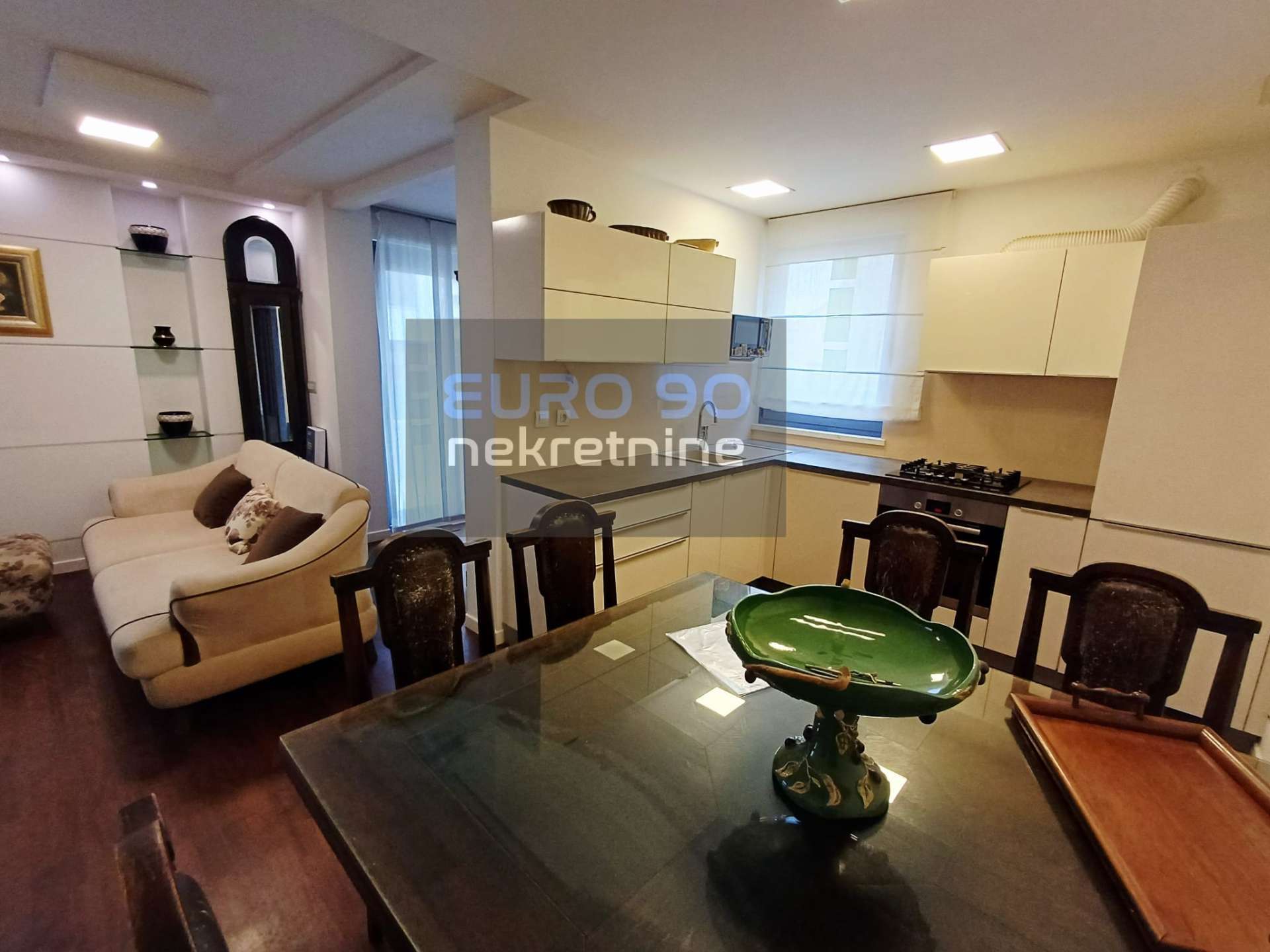 listing-small