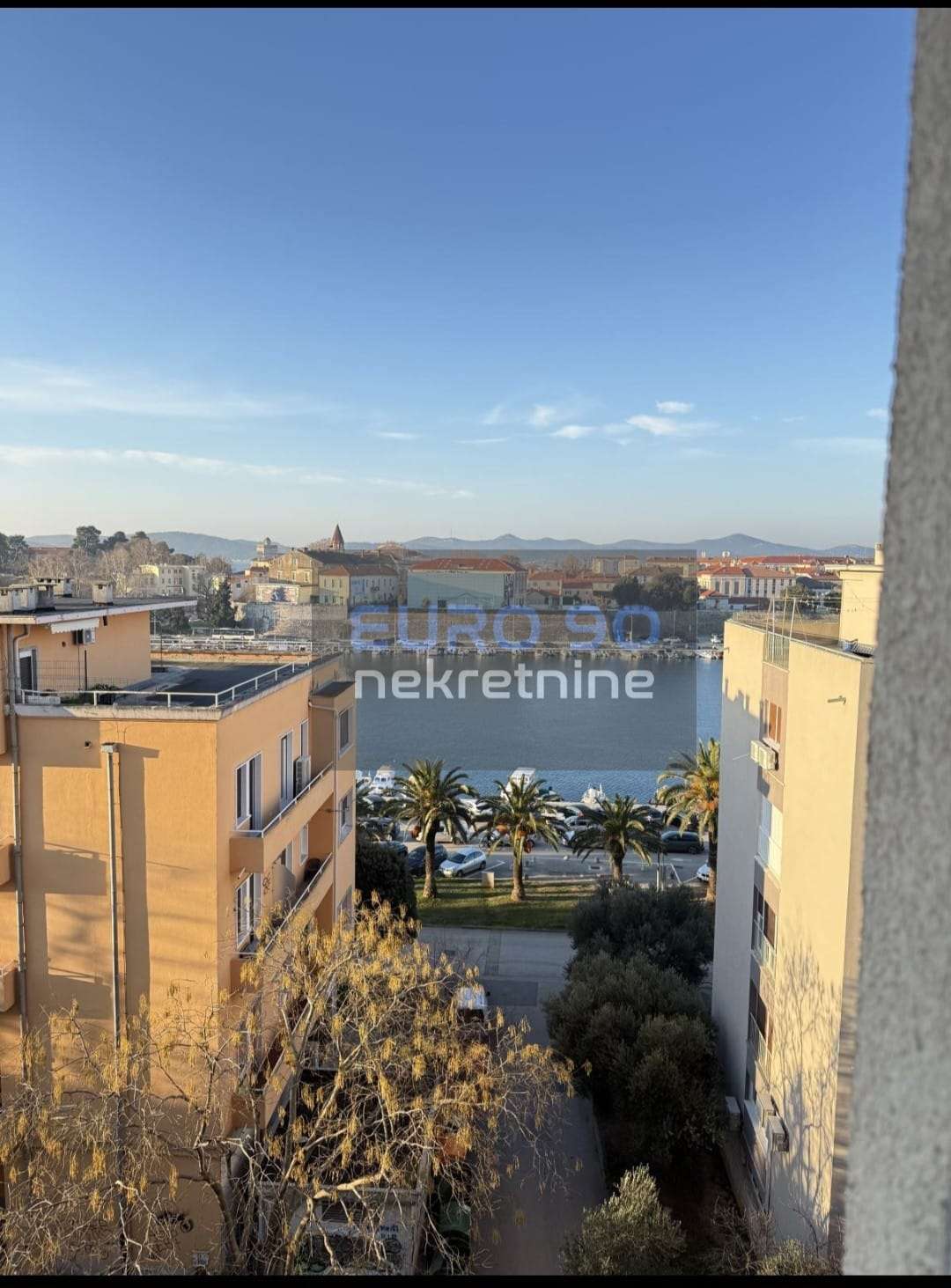 listing-small