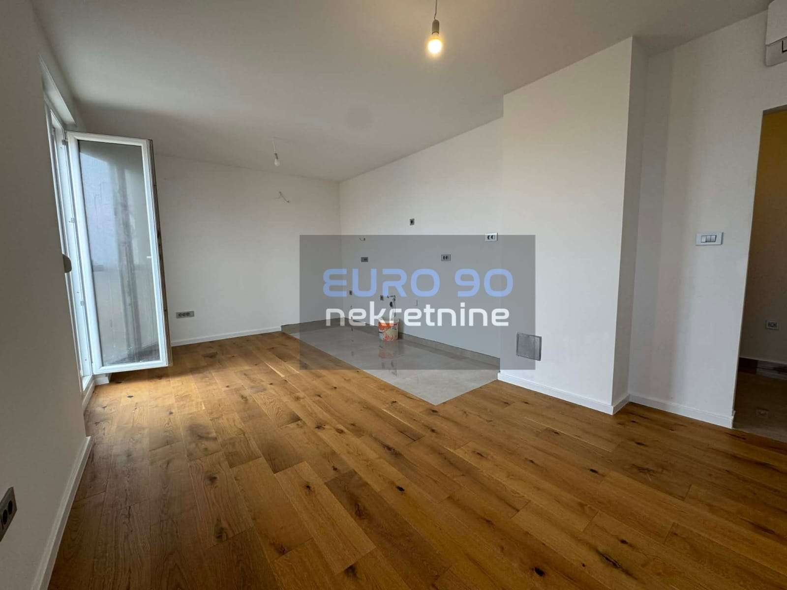 listing-small