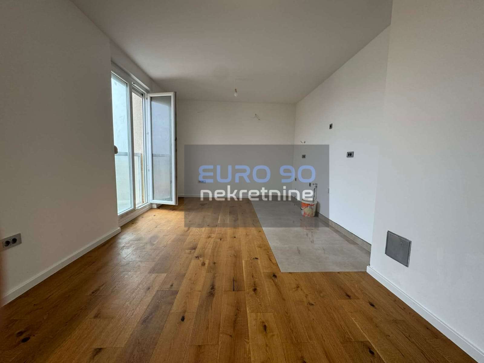 listing-small