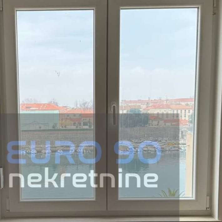 listing-small