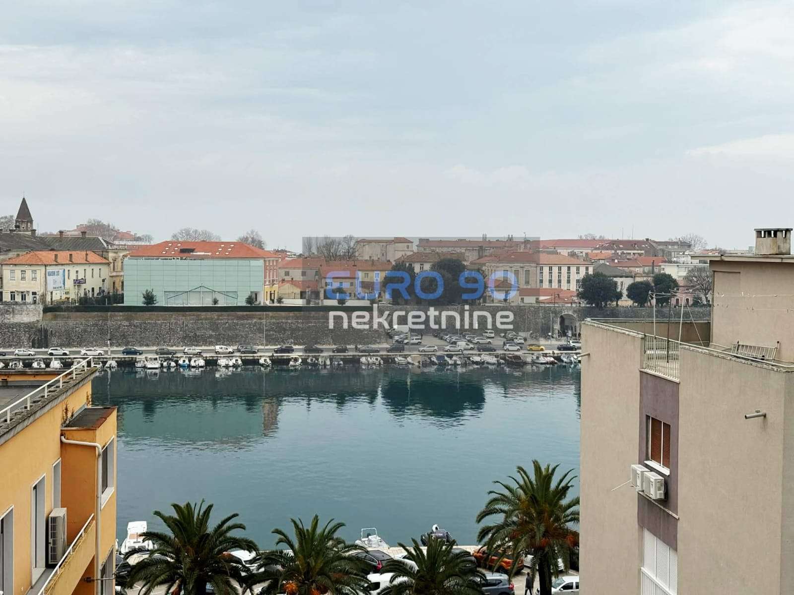 listing-small
