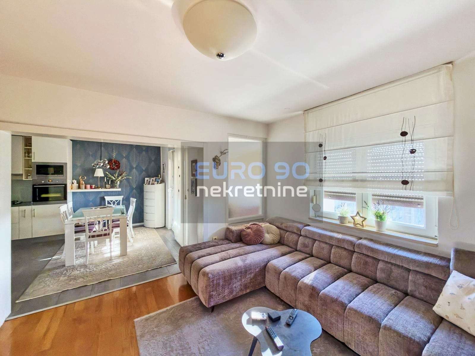 listing-small