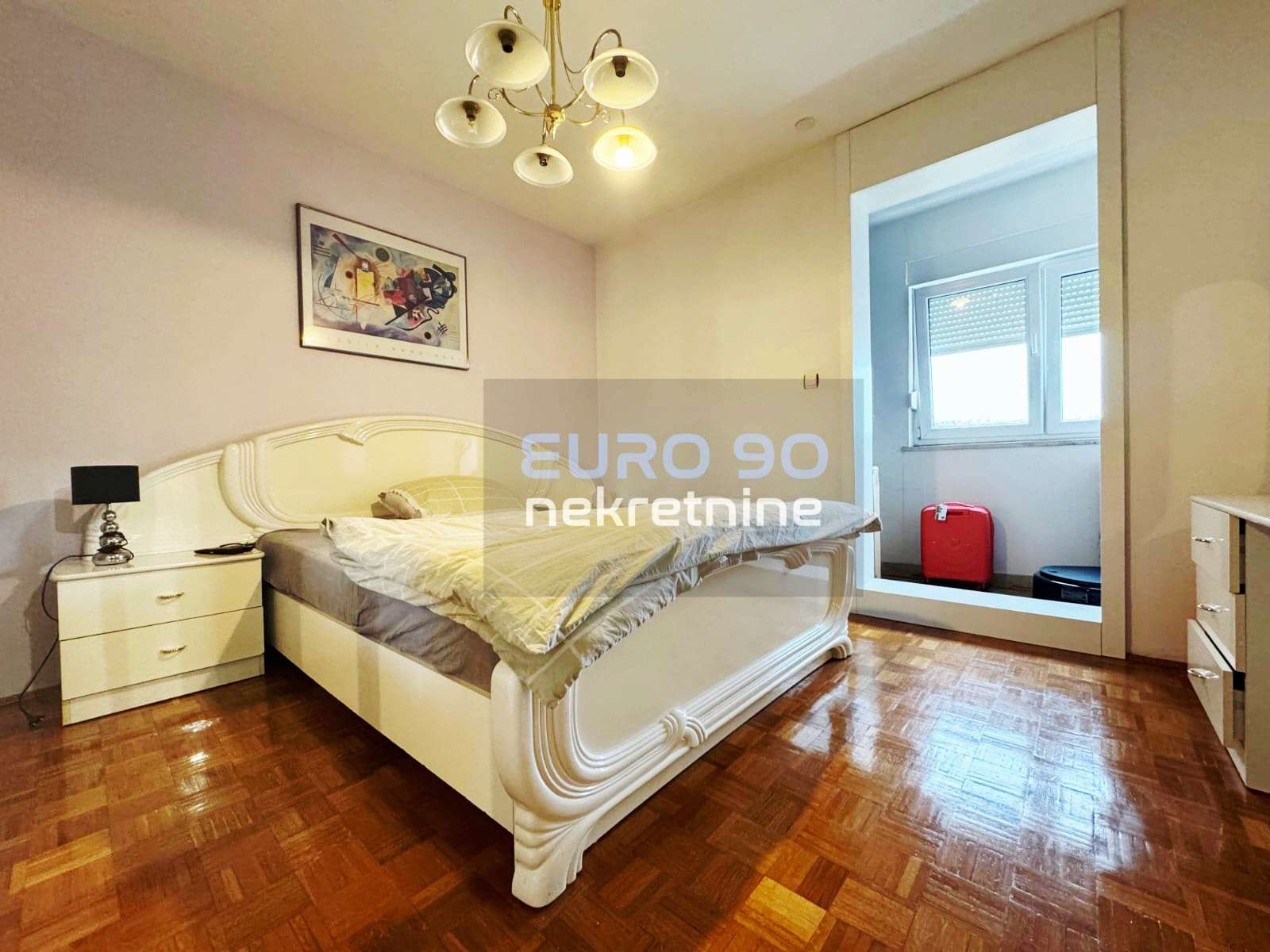 listing-small