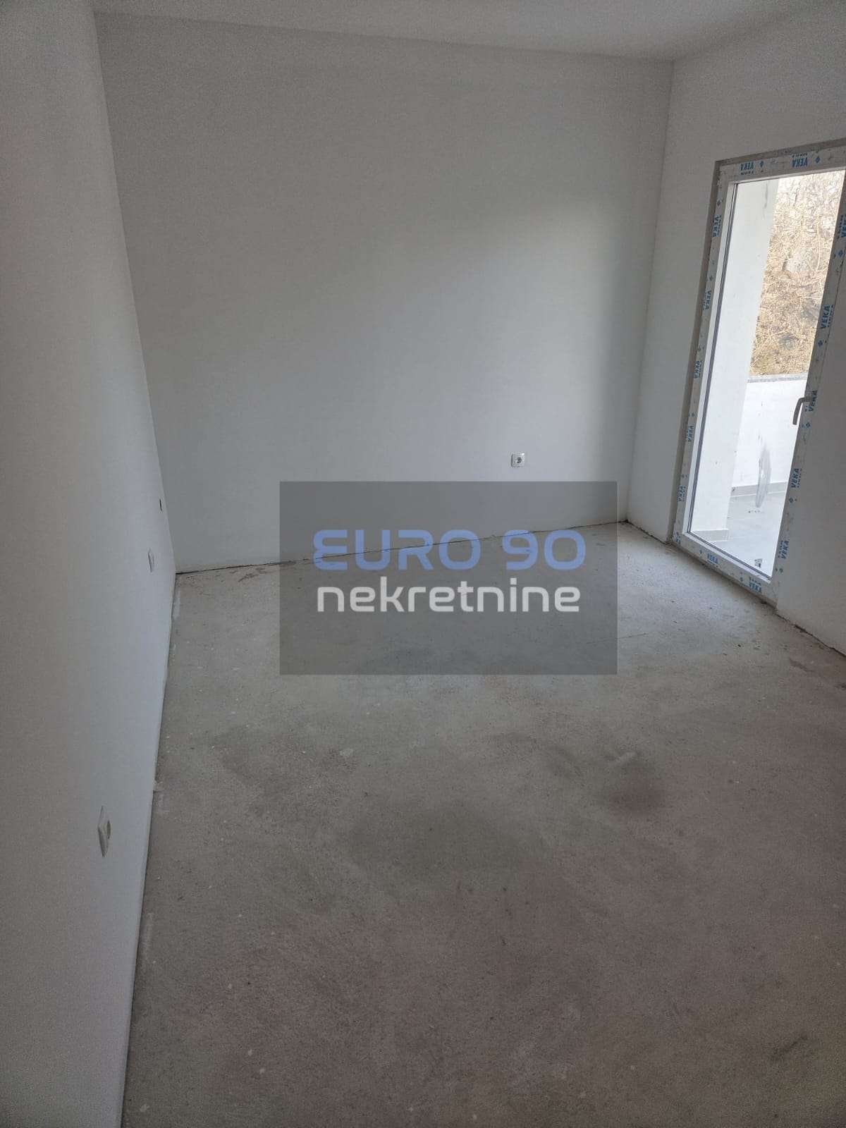 listing-small