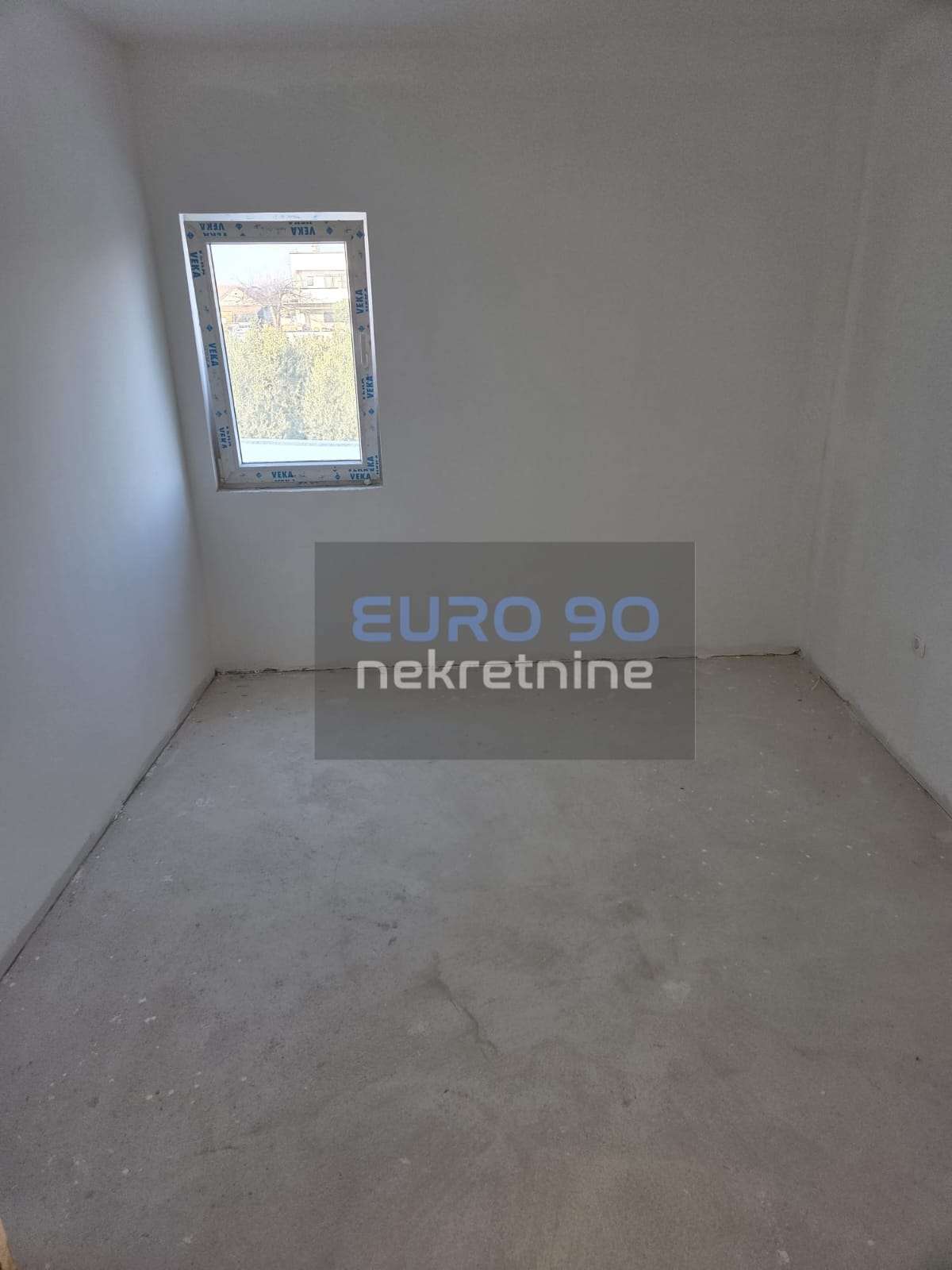listing-small