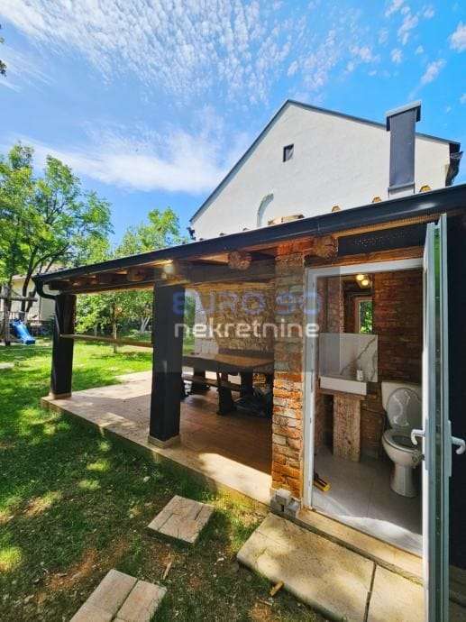 listing-small