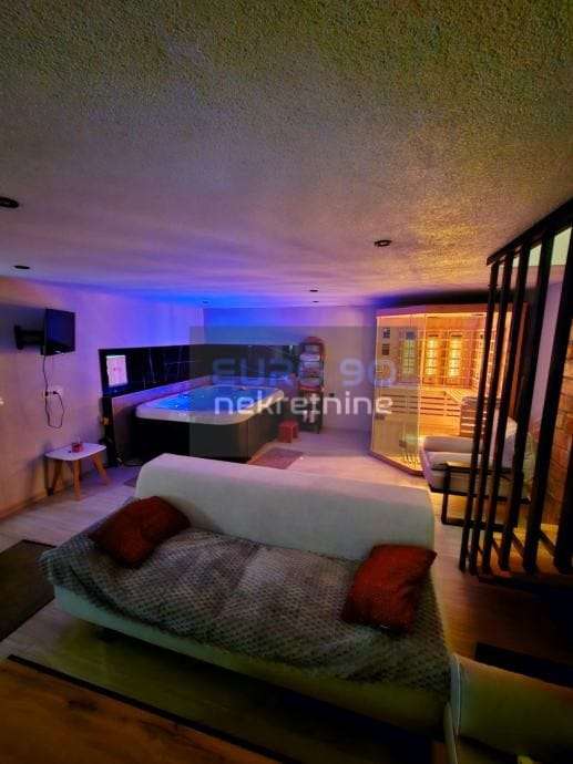 listing-small