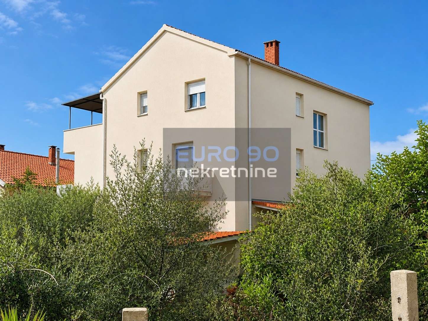 listing-small