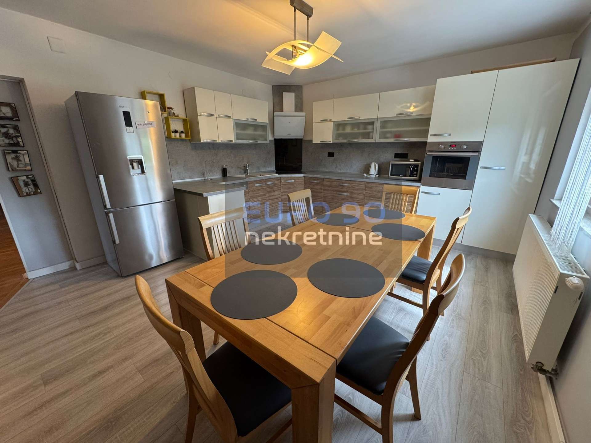listing-small