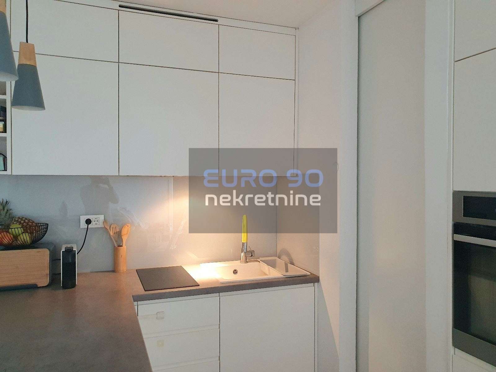 listing-small