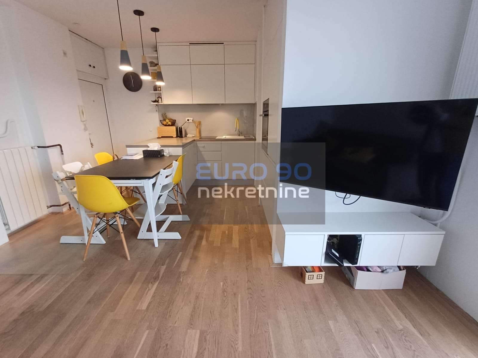 listing-small