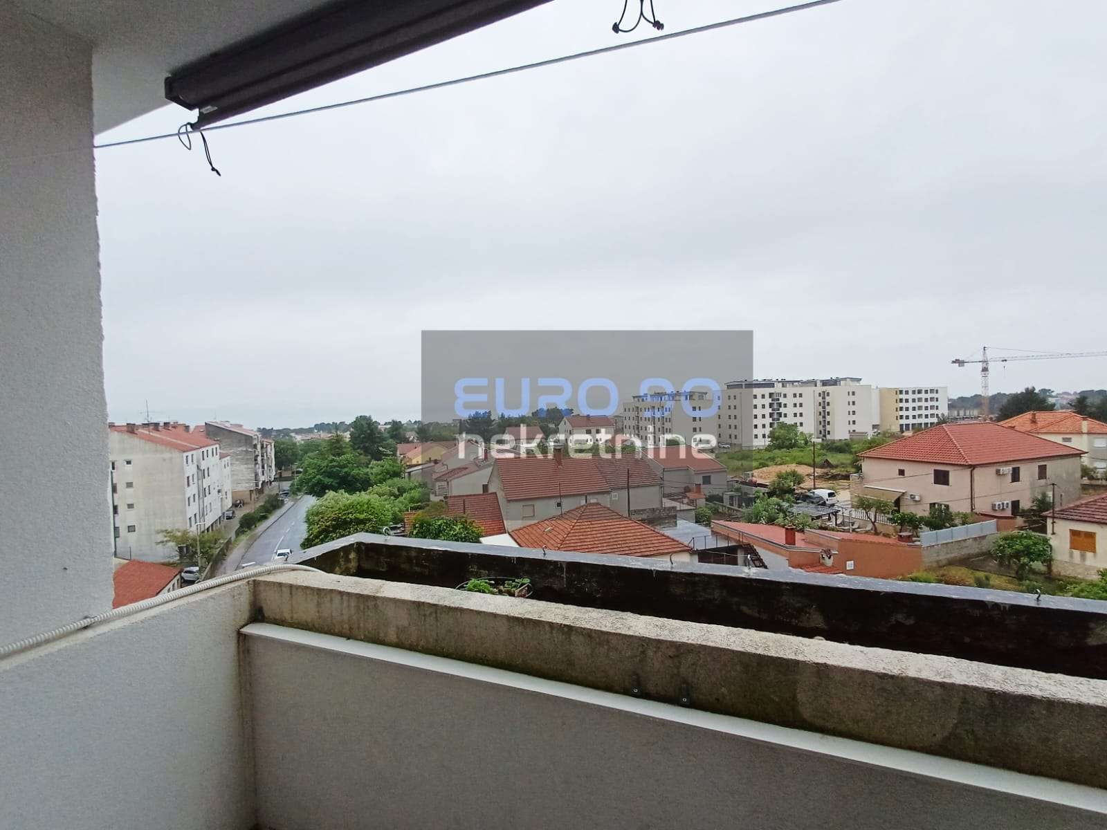 listing-small