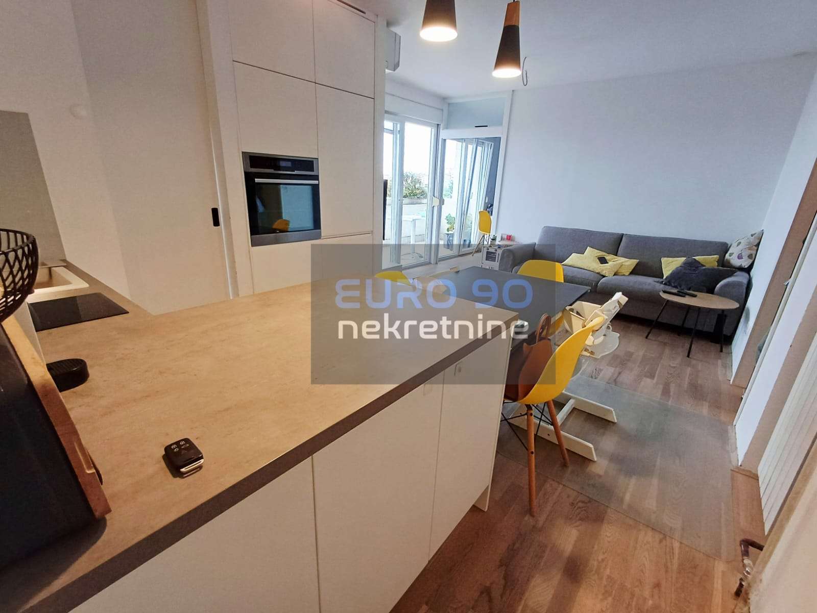 listing-small