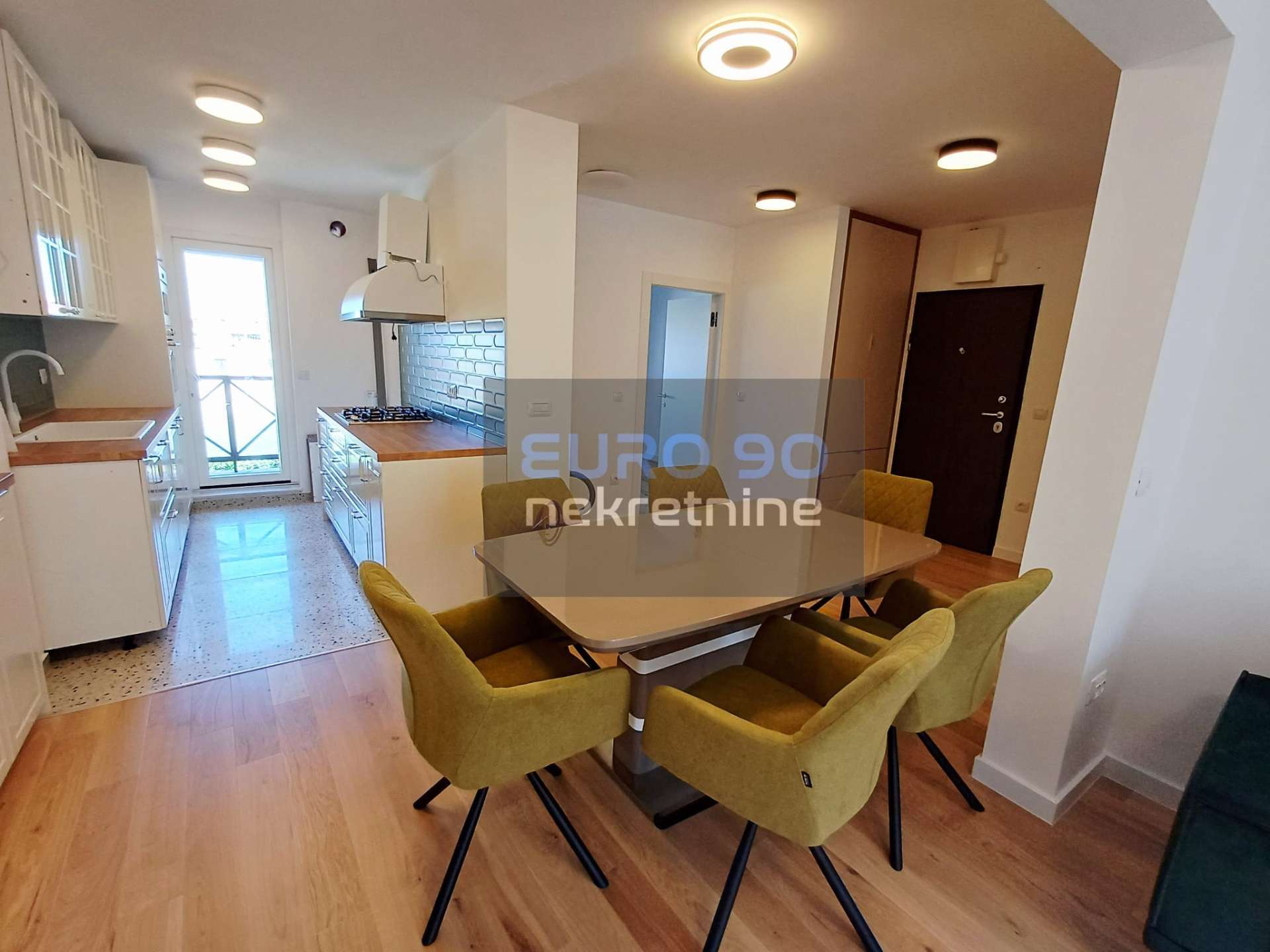 listing-small