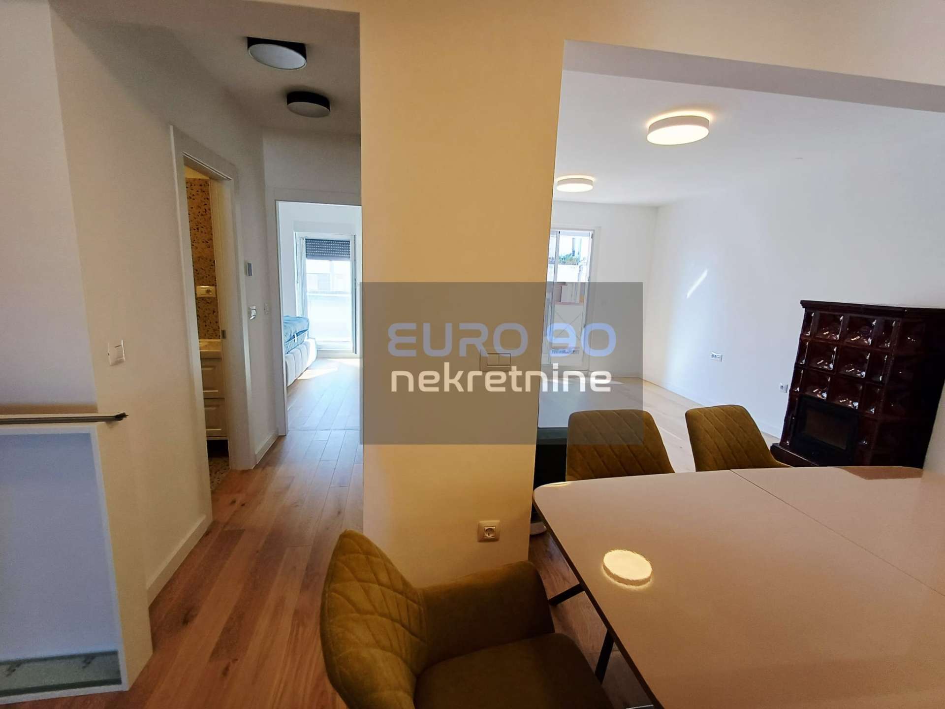 listing-small