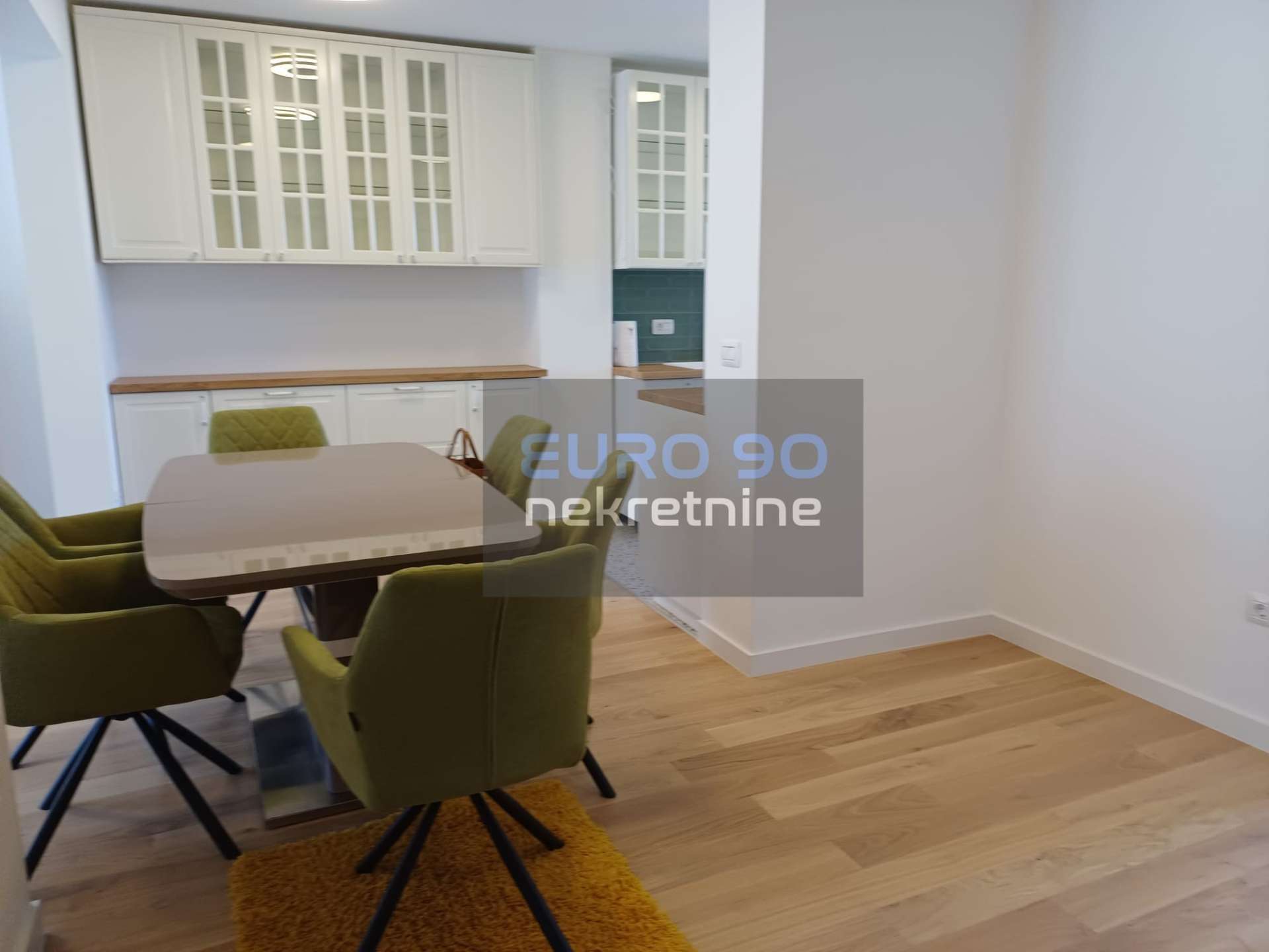 listing-small