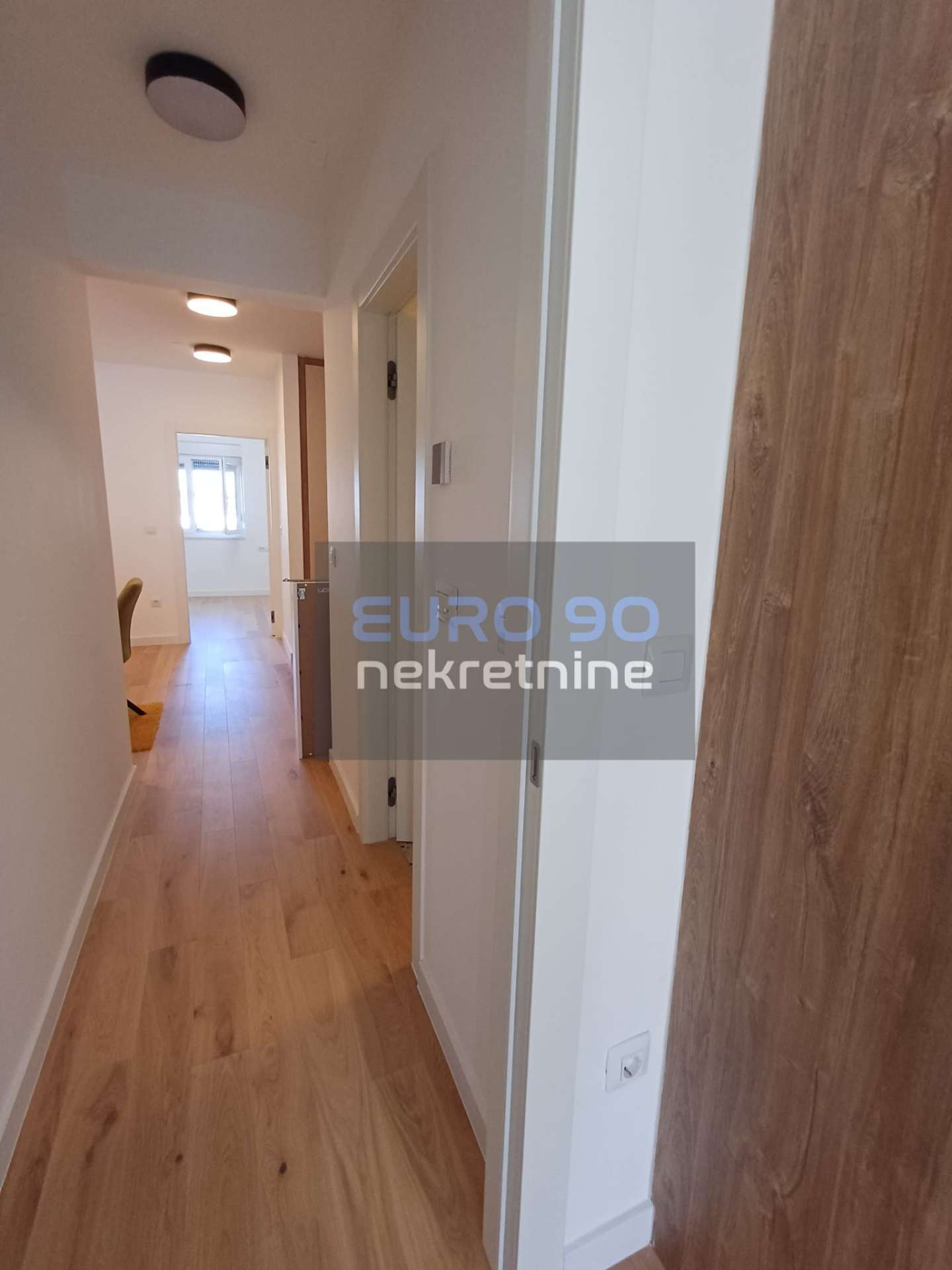 listing-small