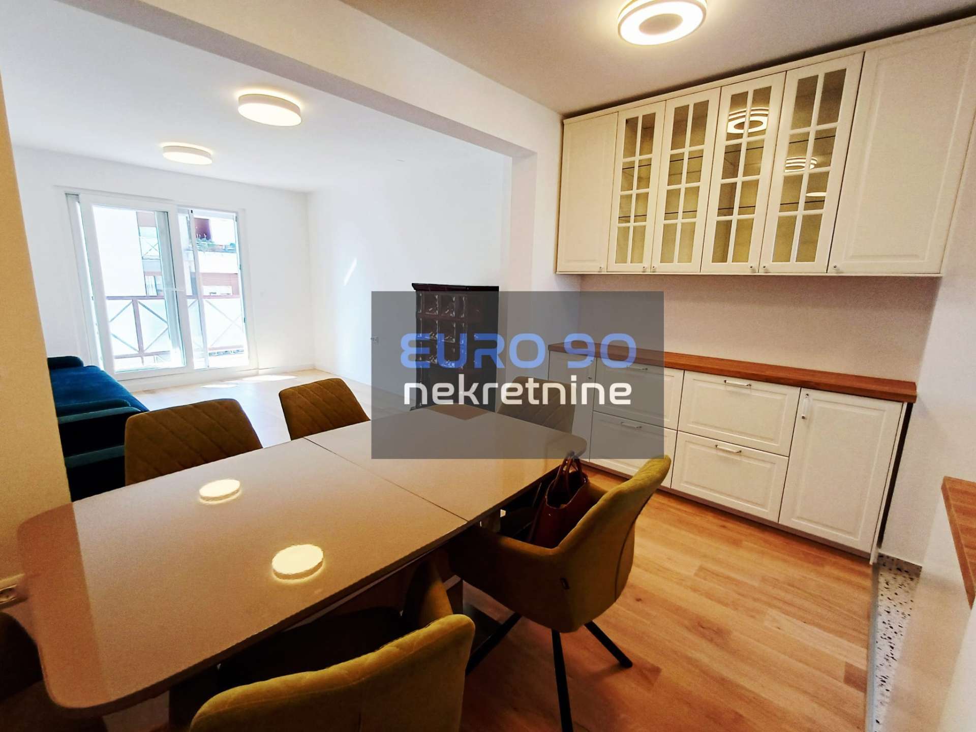 listing-small