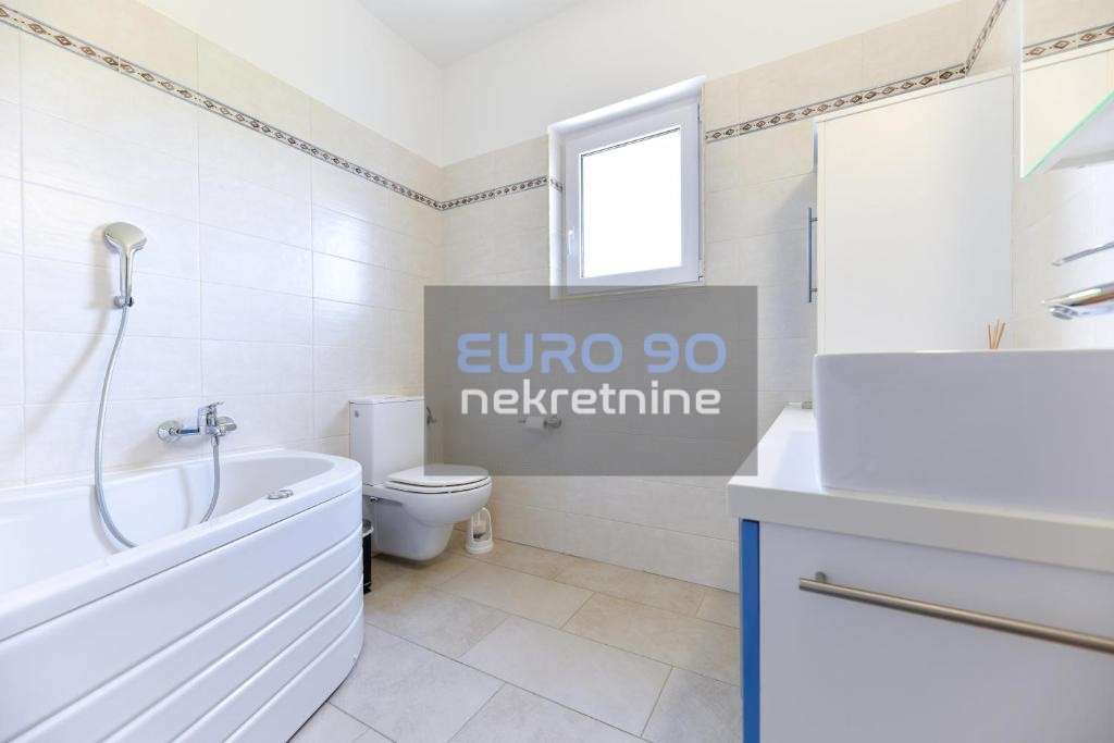 listing-small