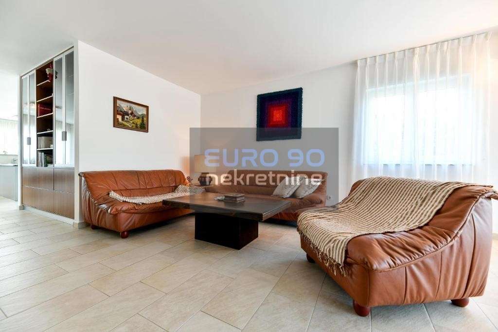 listing-small