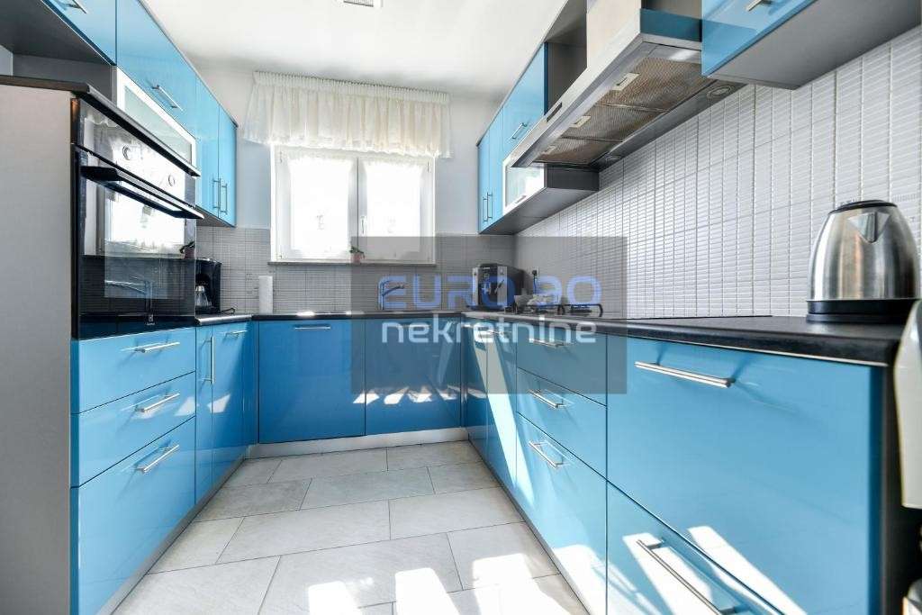 listing-small