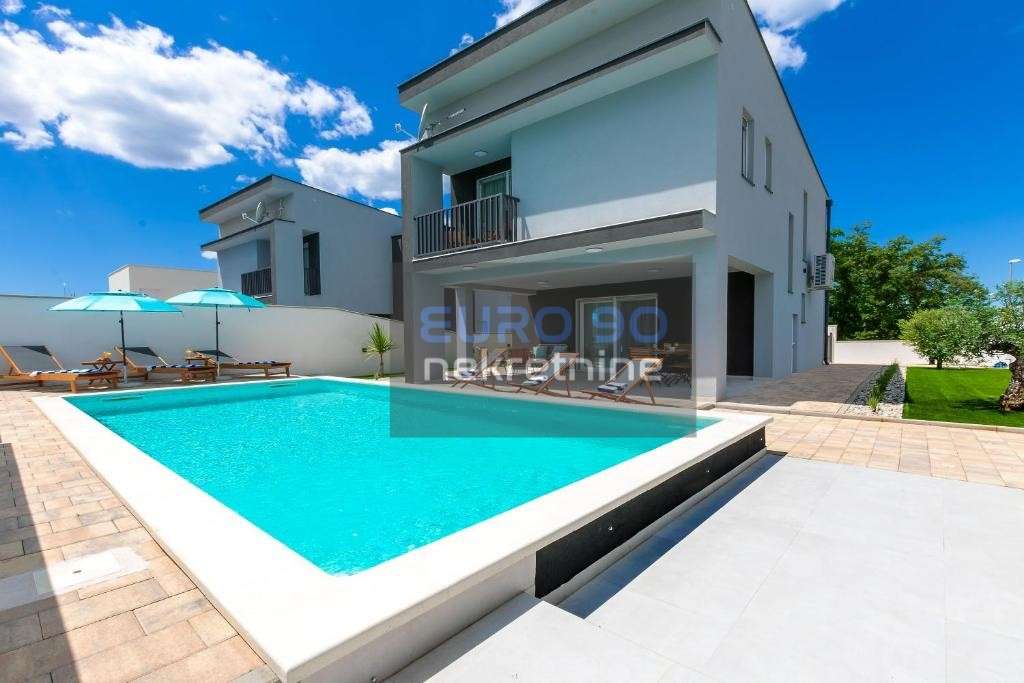 listing-small