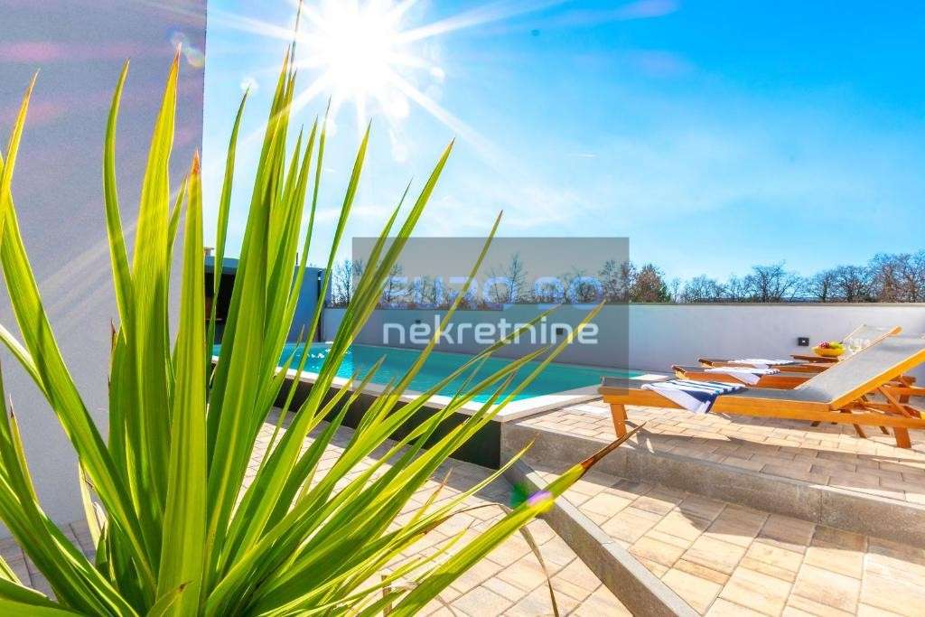 listing-small