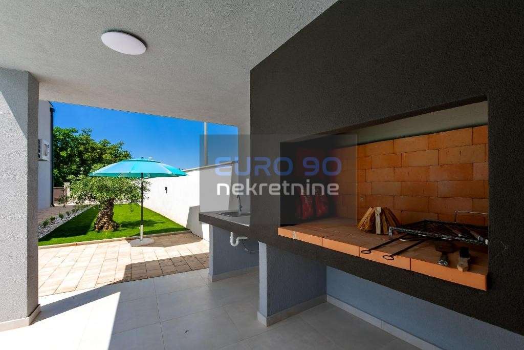 listing-small