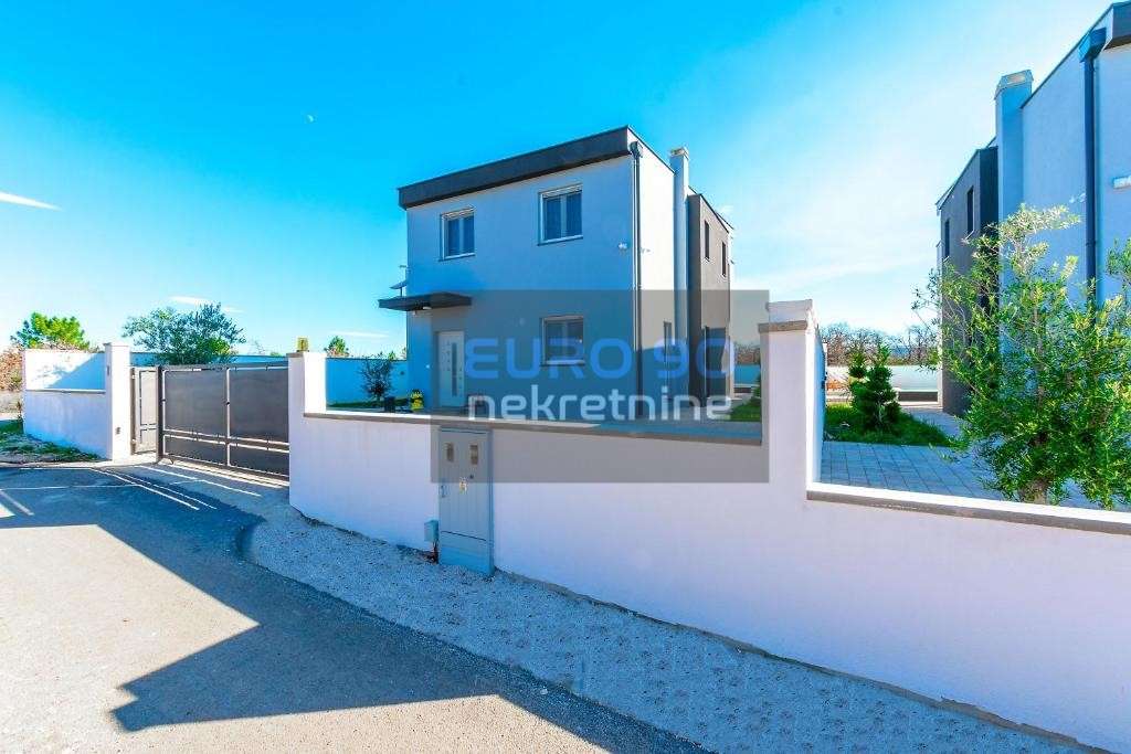 listing-small