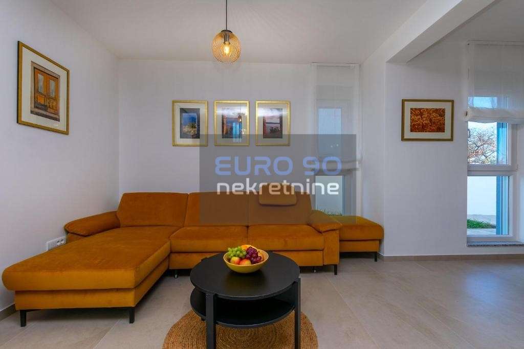 listing-small