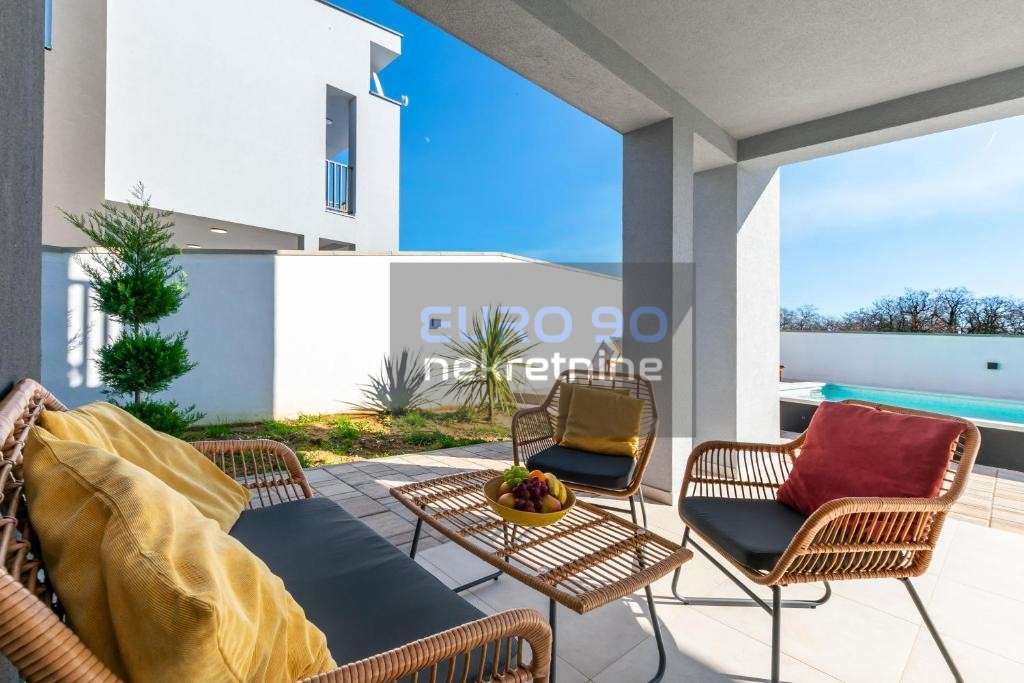 listing-small