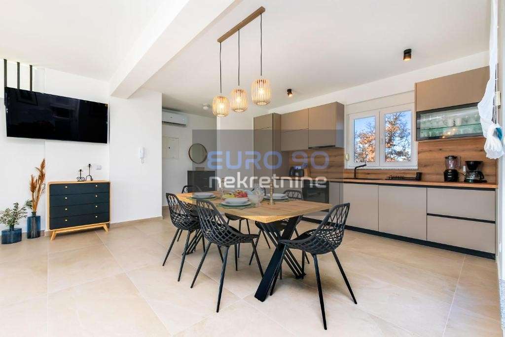 listing-small