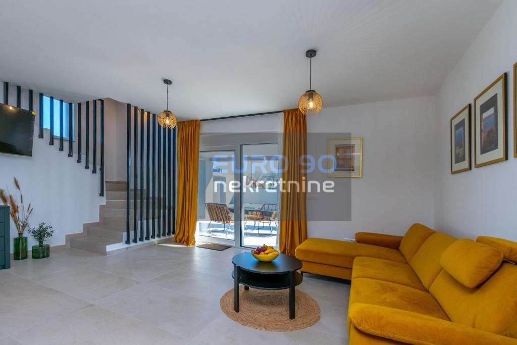 listing-small