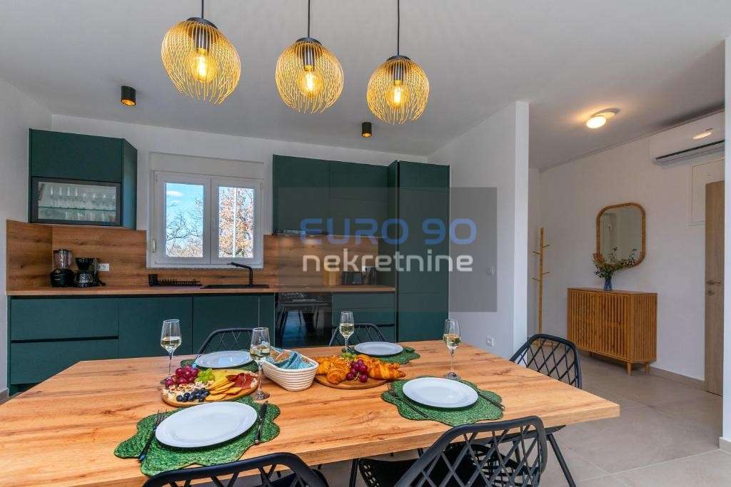 listing-small